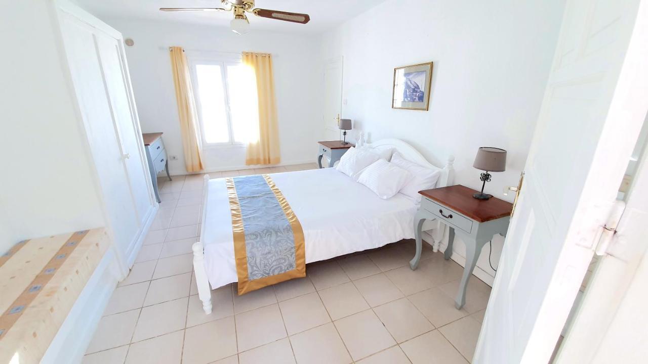 Stunning Sea View Villa With 6 Bedrooms & Heated Pool - Villa Renaissance Playa Blanca  Exterior foto