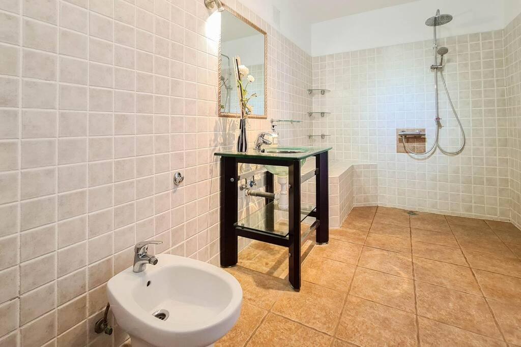 Stunning Sea View Villa With 6 Bedrooms & Heated Pool - Villa Renaissance Playa Blanca  Cameră foto